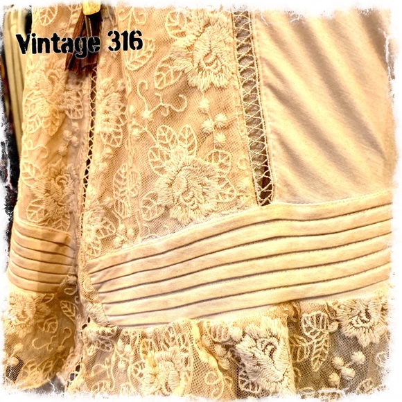 LAST ONE Madam Victoria Tank - HONEY - Picture 5 of 7